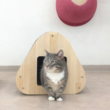 Load image into Gallery viewer, Yaomi Wood Triangle Cat Scratcher Sofa Pet Bed

