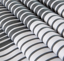 Load image into Gallery viewer, Gerry 100% cotton reversible quilt cover set-queen size
