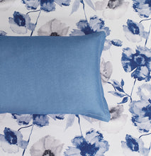 Load image into Gallery viewer, Kylie microfiber reversible quilt cover set-queen size
