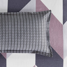 Load image into Gallery viewer, Dylan 100% cotton reversible quilt cover set-king size
