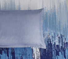 Load image into Gallery viewer, Chavez microfiber reversible quilt cover set-super king size
