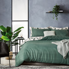 Load image into Gallery viewer, Sally microfiber reversible quilt cover set-super king size
